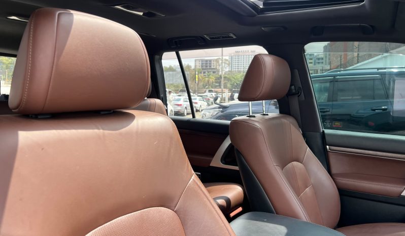 
								Toyota Landcruiser Prado ZX full									