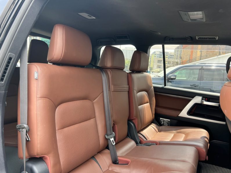 
								Toyota Landcruiser Prado ZX full									