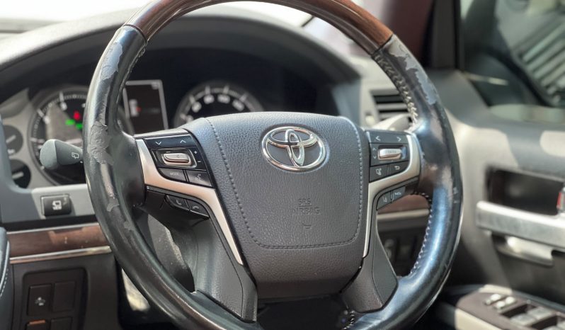 
								Toyota Landcruiser Prado ZX full									