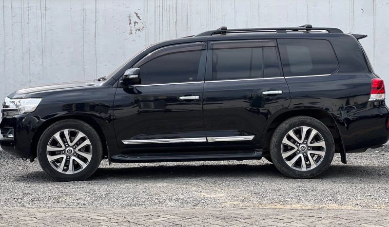 
								Toyota Landcruiser Prado ZX full									