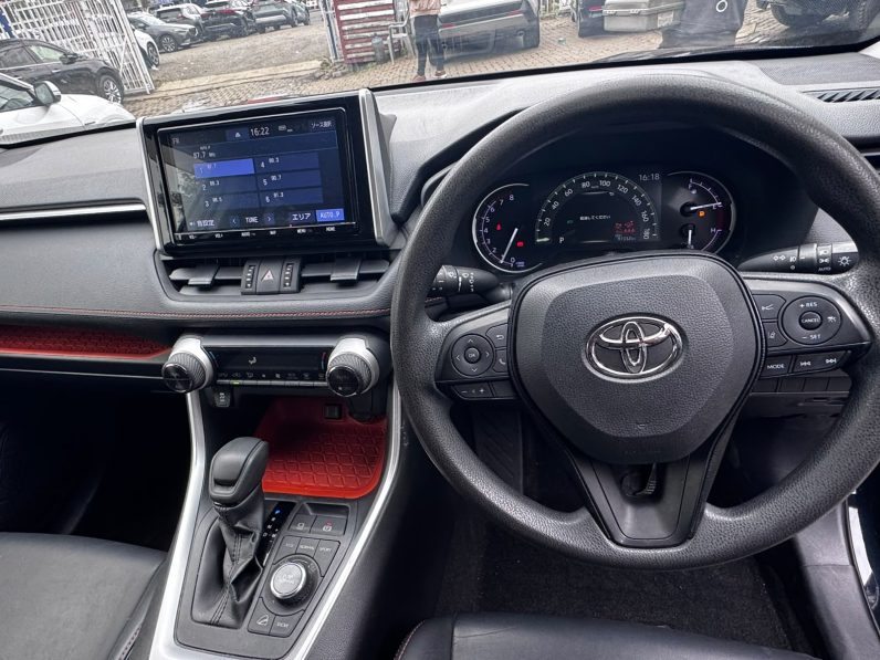 
								Toyota Rav4 full									