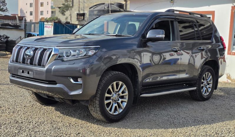 
								Toyota Land Cruiser Prado Kakadu full									