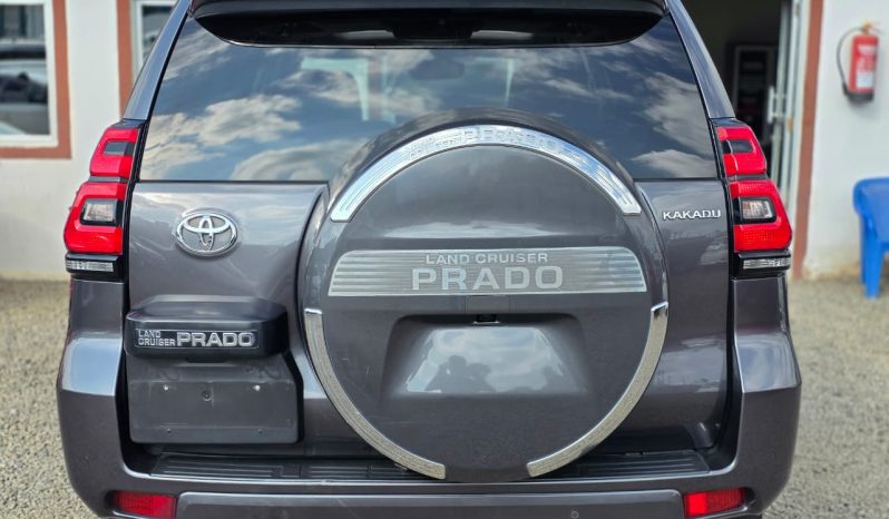
								Toyota Land Cruiser Prado Kakadu full									