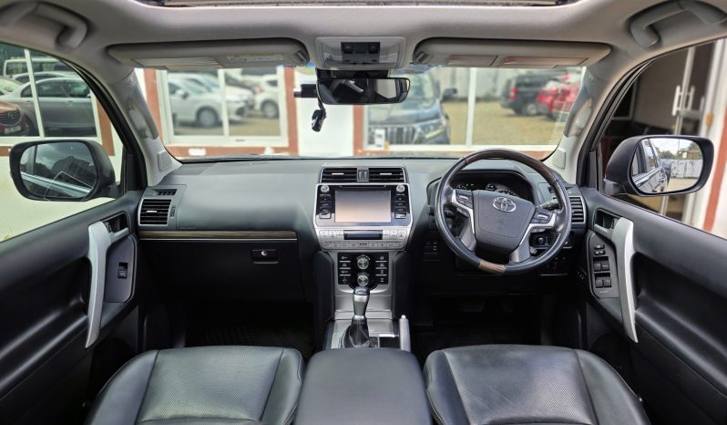 
								Toyota Landcruiser prado kakadu full									