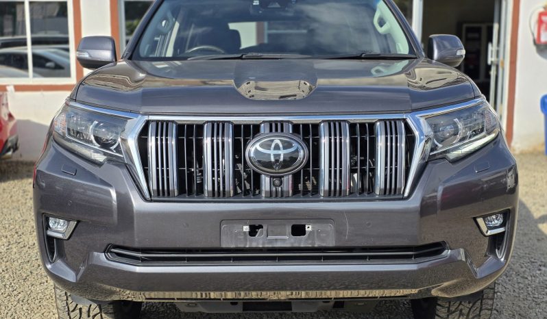 
								Toyota Land Cruiser Prado Kakadu full									
