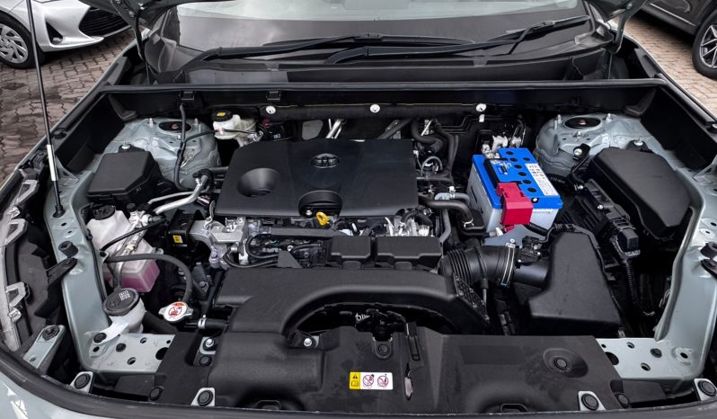 
								Toyota Rav4 full									