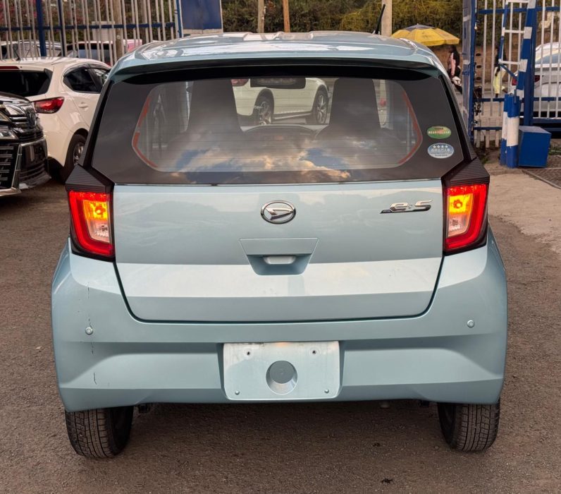 
								Daihatsu Mira full									