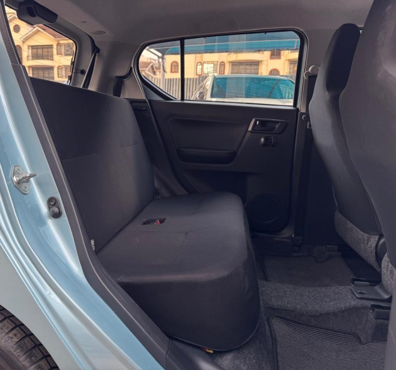 
								Daihatsu Mira full									