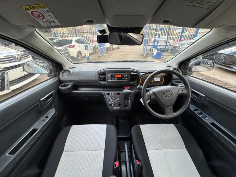 
								Daihatsu Mira full									