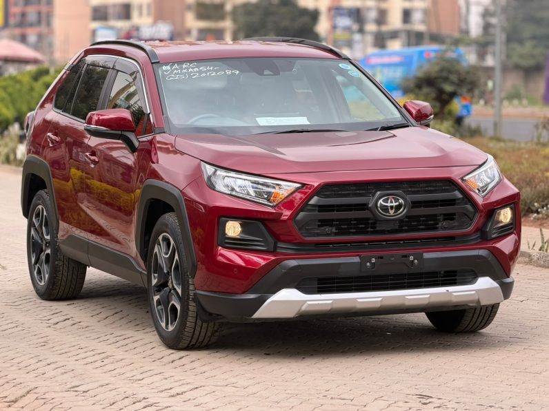 
								Toyota Rav4 full									
