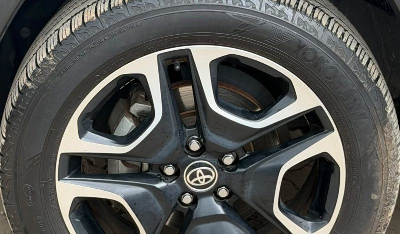 
								Toyota Rav4 full									