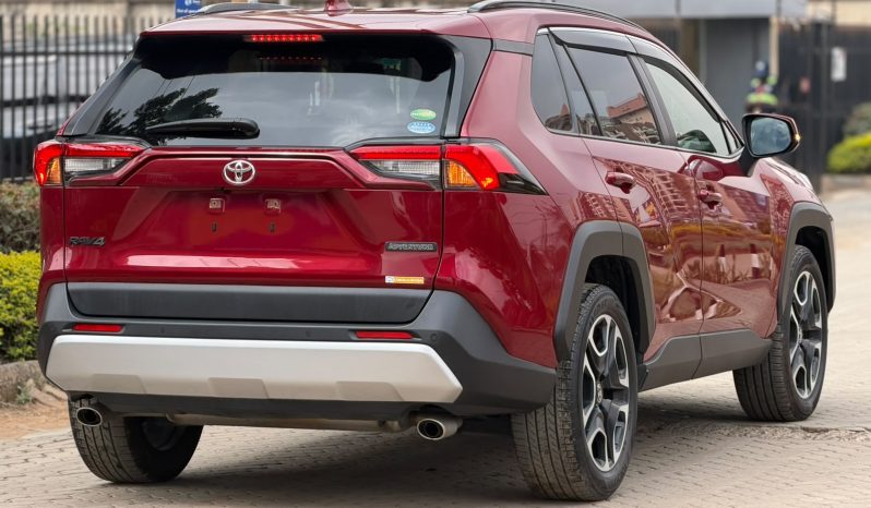 
								Toyota Rav4 full									