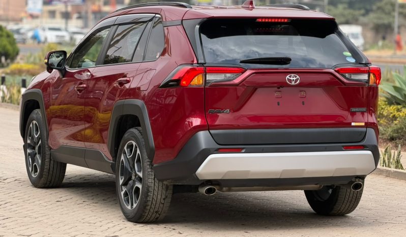 
								Toyota Rav4 full									