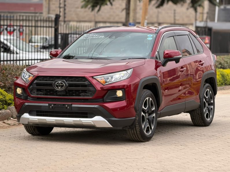 
								Toyota Rav4 full									