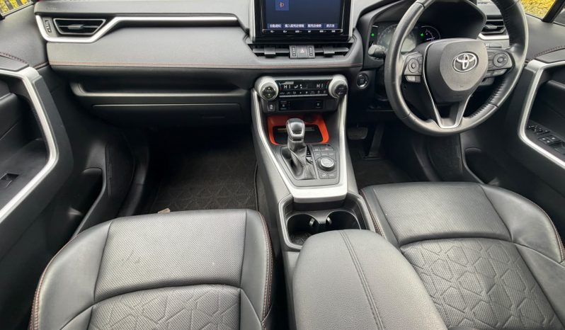
								Toyota Rav4 full									