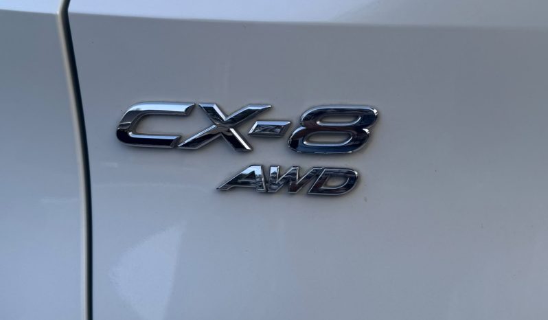 
								Mazda CX-8 full									