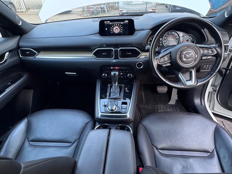 
								Mazda CX-8 full									