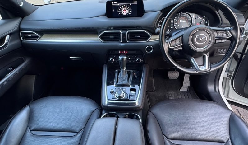 
								Mazda CX-8 full									