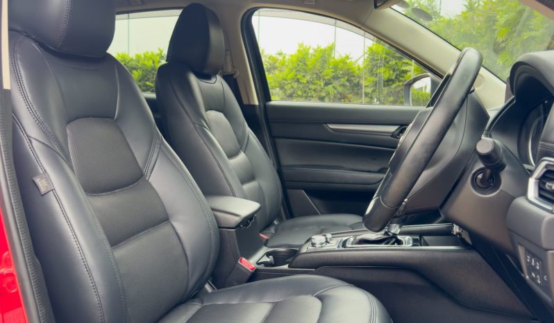
								Mazda CX-5 full									