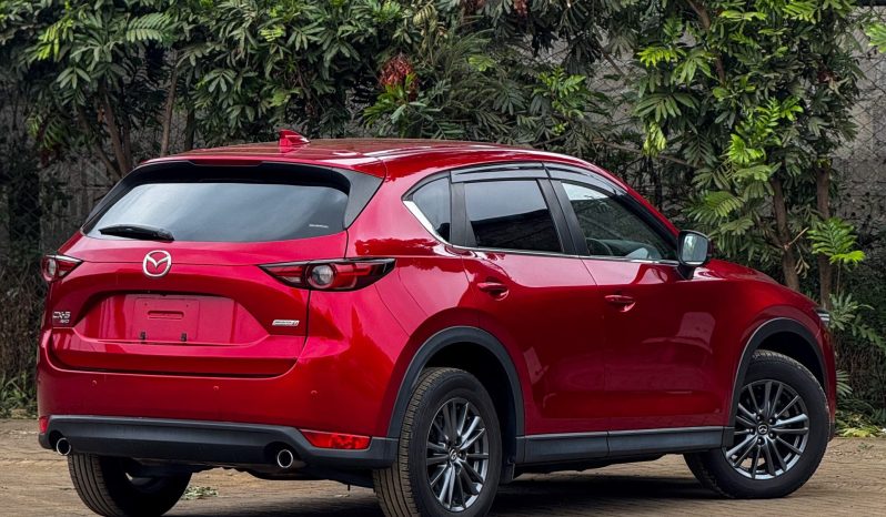
								Mazda CX-5 full									