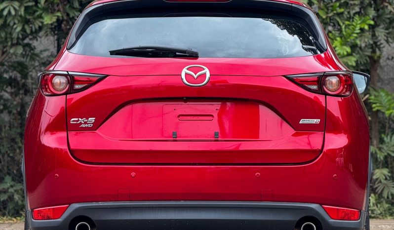 
								Mazda CX-5 full									