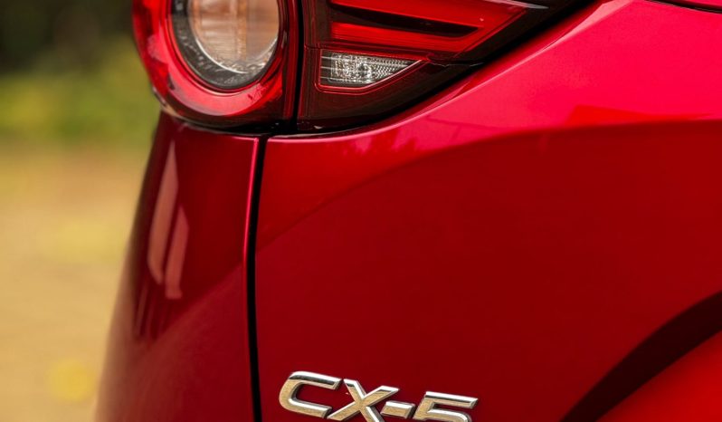 
								Mazda CX-5 full									