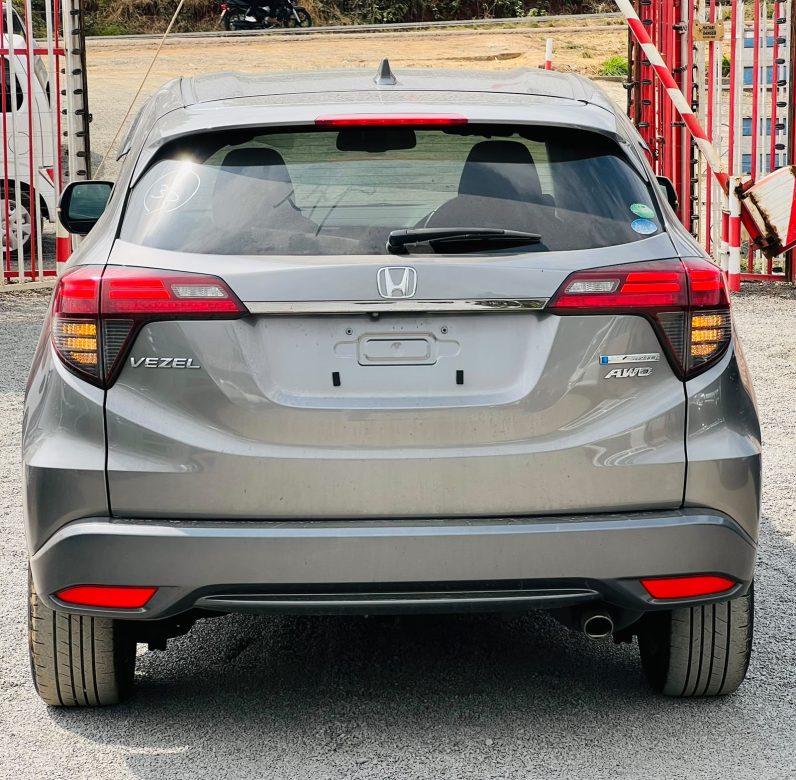 
								Honda Vezel full									