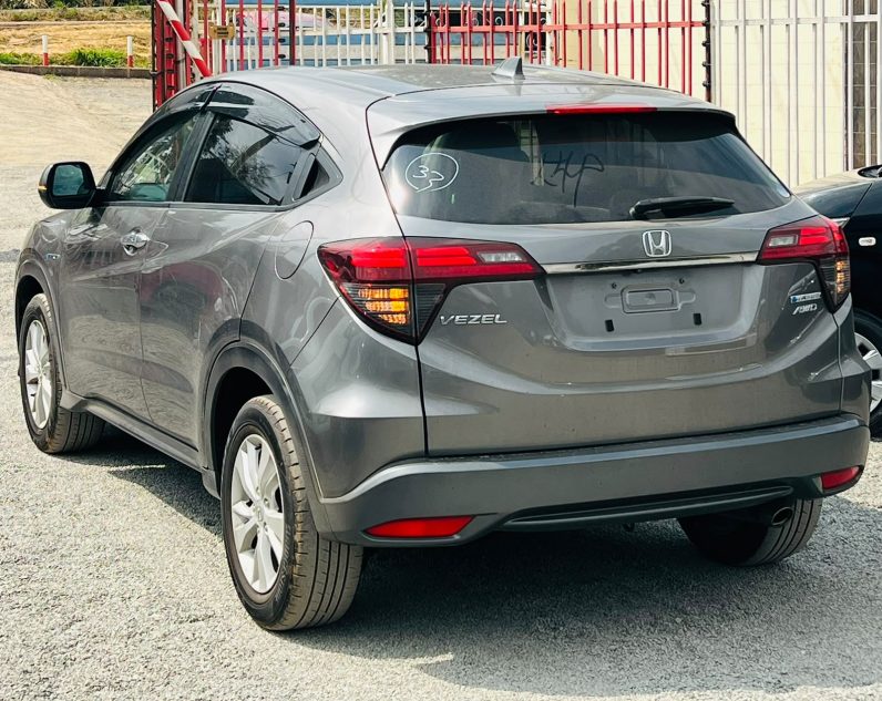 
								Honda Vezel full									