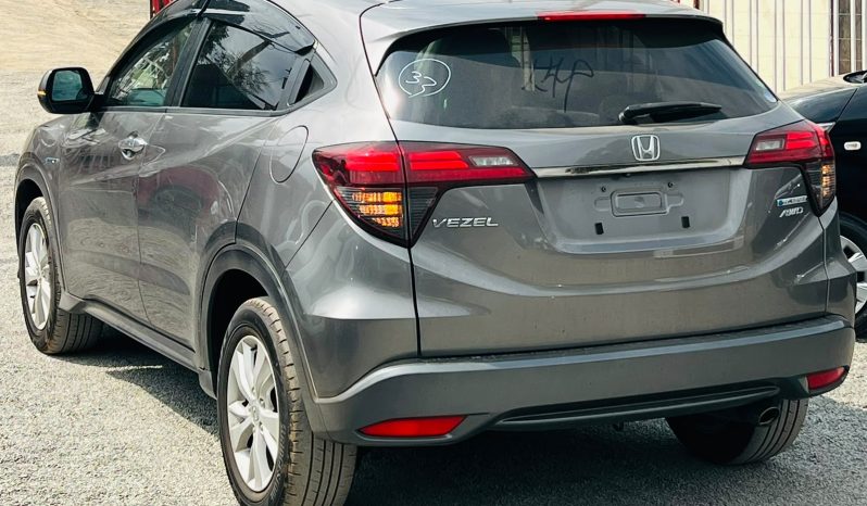
								Honda Vezel full									