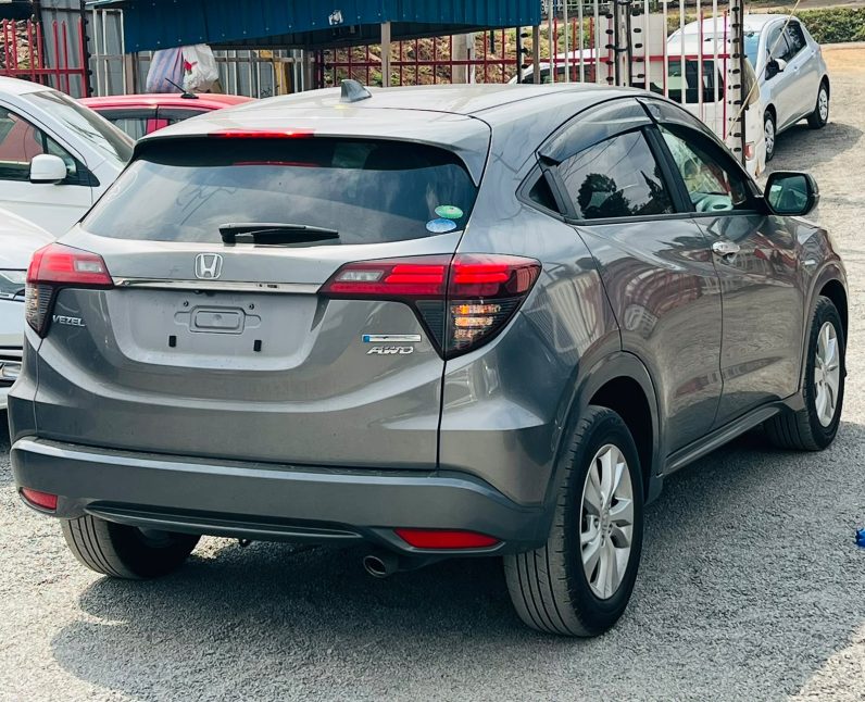 
								Honda Vezel full									