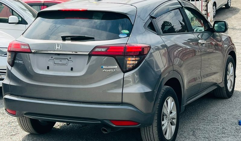 
								Honda Vezel full									