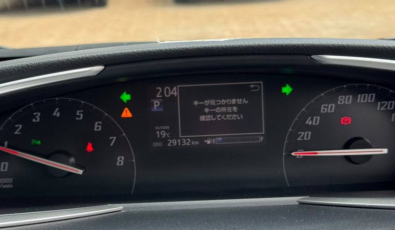
								Toyota Sienta full									