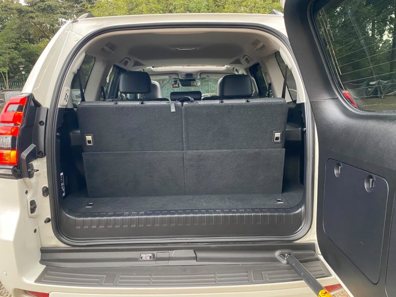 
								Toyota Landcruiser Prado TXL full									