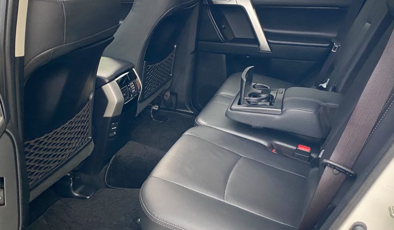 
								Toyota Landcruiser Prado TXL full									