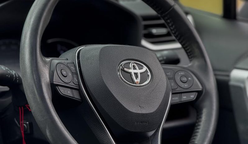 
								Toyota Rav4 full									