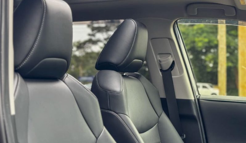 
								Toyota Rav4 full									