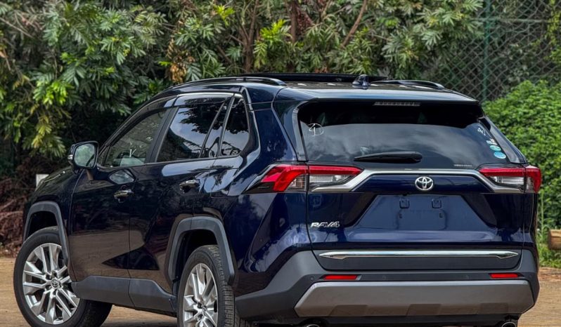 
								Toyota Rav4 full									
