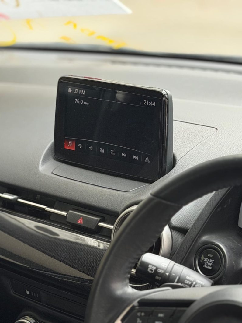
								Mazda 2 full									