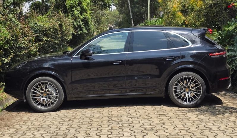 
								Porsche Cayenne Turbo full									