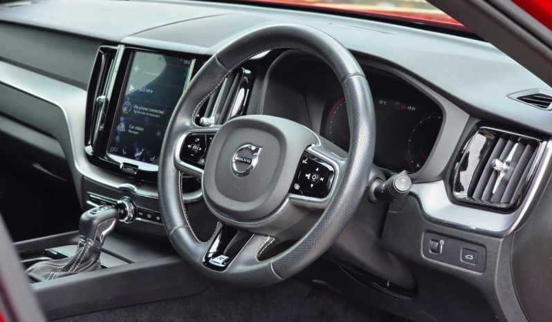 
								Volvo XC60 D4 full									