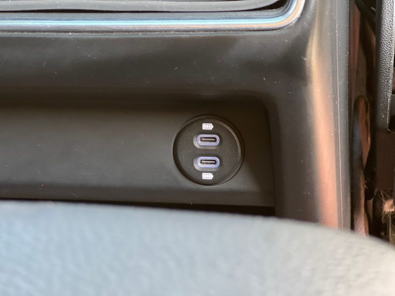 
								Porsche Cayenne full									