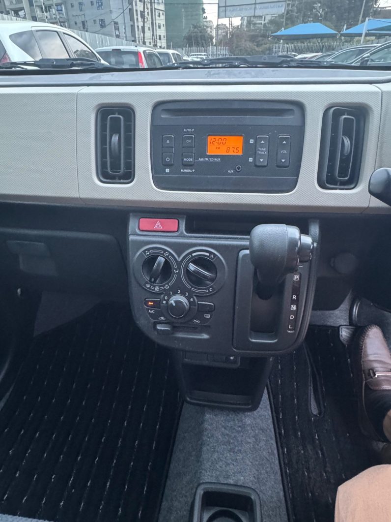 
								Suzuki Alto full									