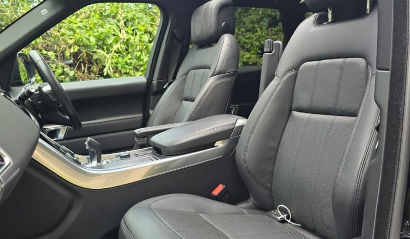 
								Range Rover Sport HSE full									