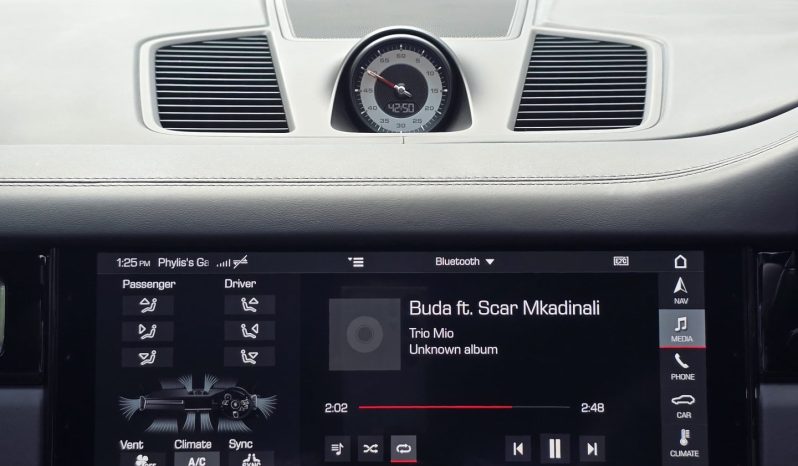 
								Porsche Cayenne Turbo full									
