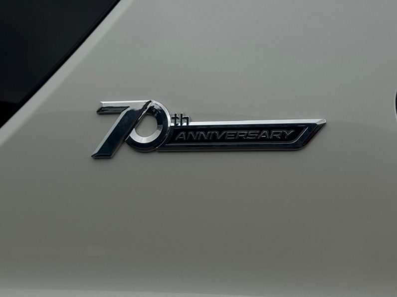 
								Toyota Land Cruiser Prado TXL full									