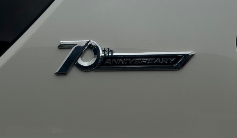 
								Toyota Land Cruiser Prado TXL full									