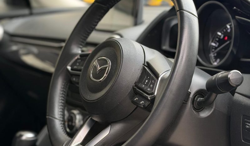 
								Mazda 2 full									