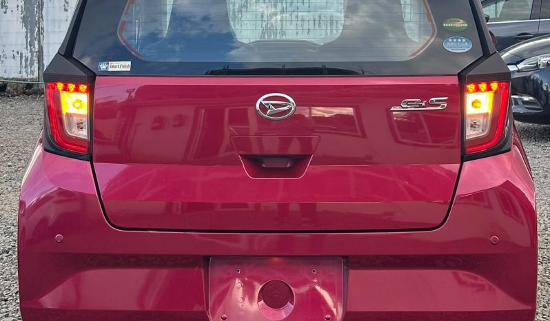 
								Daihatsu Mira E.S full									