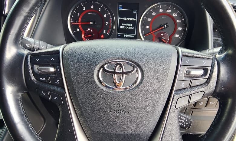 
								Toyota Alphard full									