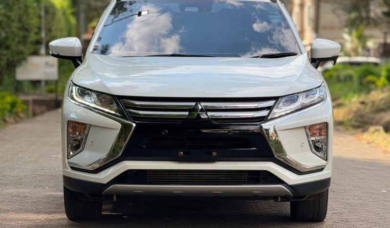 
								Mitsubishi Eclipse Cross full									